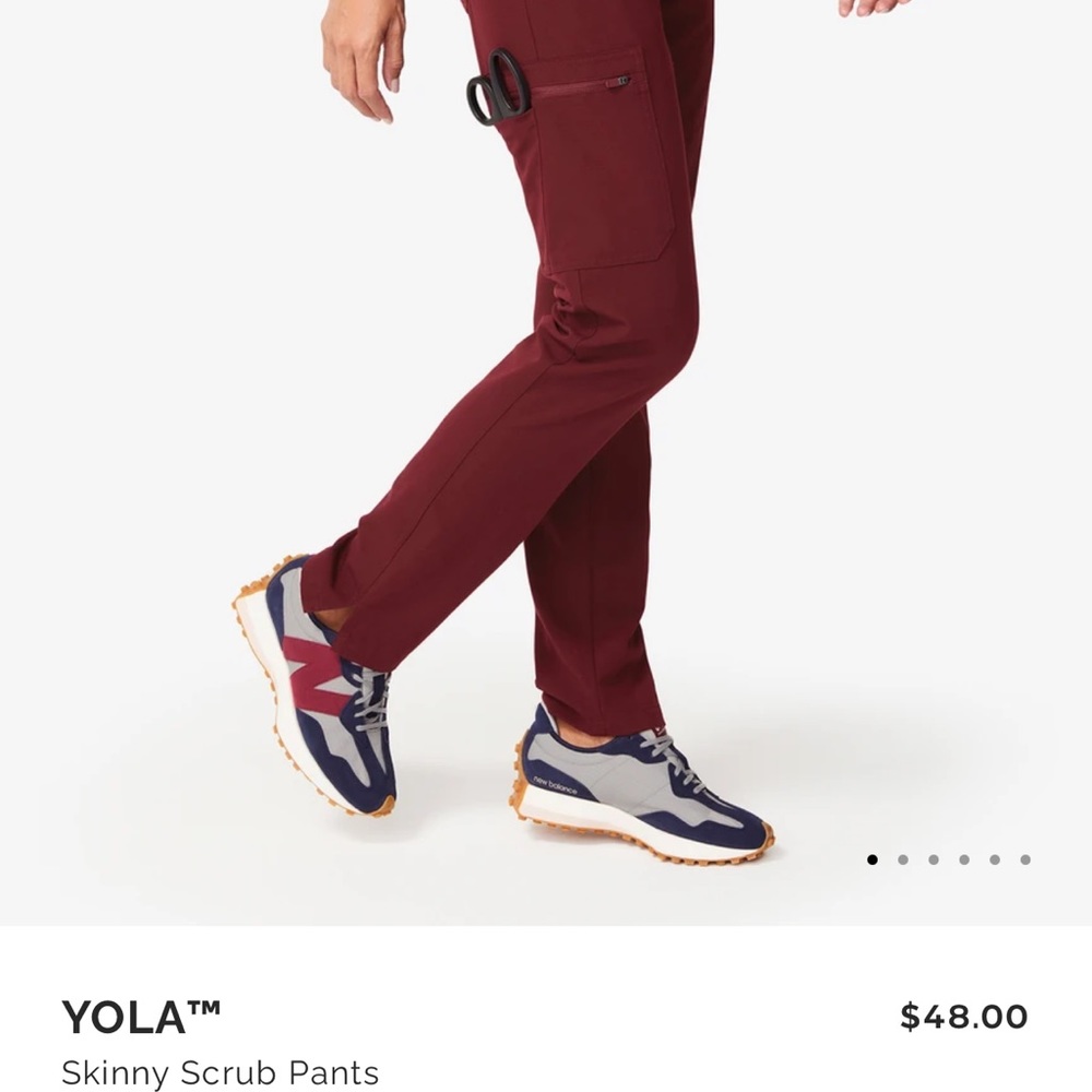 Yola skinny scrub pants by FIGS